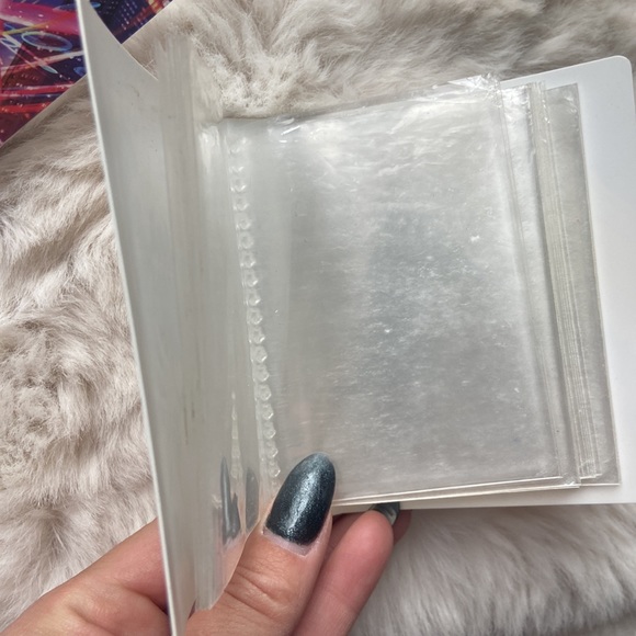 Pokemon bundle of 7 items • metal lunchbox, 3 card cases, 3 books kids pikachu - Picture 11 of 16